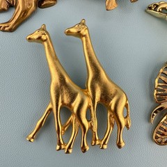 Vintage Animal Brooch Pin Lot Gold Tone Elephant Giraffe Lion Zebra Noahs Ark