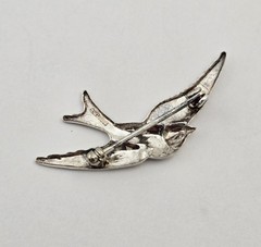 Vintage Sterling Silver Swallow Sparrow Repousse Bird Pin Brooch – 1.5g