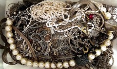 Jewelry Lot Good Wear Resell Brooch Art Estate Vintage Modern 5 Pc NO Junk – BUY