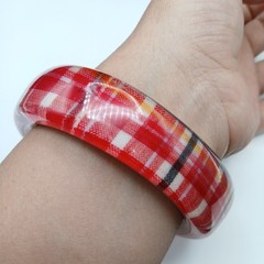 Vintage Lucite Red Multicolor Plaid Checkered Asymmetrical Bangle Bracelet