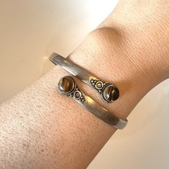 Ethnic Tiger’s Eye Gemstone Silver Tone Adjustable Cuff Bracelet / Arm Band 9.5”