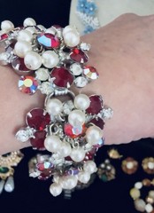 ESTATE MIRIAM HASKELL, SCHREINER, JULIANA D&E CROWN TRIFARI KRAMER & MORE-25 PCS