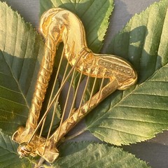 Vintage Brooch Casual Corner Signed Harp Music Lover Gold Plated Estate Jewelry