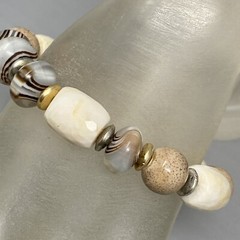 Beaded Stretch Bracelet Acrylic Glass Brown Cream Marble Bohemian Classic 7″