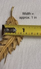 Vintage Signed CORO 1961 Goldtone 3 1/8” Long Leaf Brooch Pin