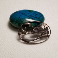 Vintage Jezlaine Sterling Silver 925 Cabin, Trees, & Faux Pearl Brooch – 4.6G