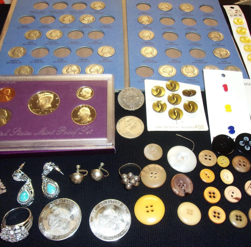 Estate Sale Grandmas Lot, Vintage Coins, Vtg Sterling, Jewlery, Buttons, & more
