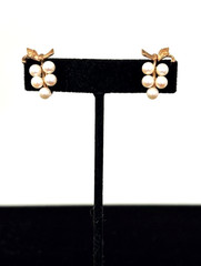 Rare Vintage 9K Yellow Gold 5MM Cultured Pearl GRAPES Clip Earrings .75″ L 5.2G