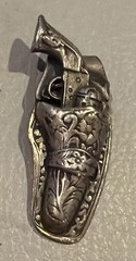 VINTAGE 1 5/8” STERLING SILVER FIGURAL GUN HOLSTER FLORAL PENDANT – 7.7 Grams