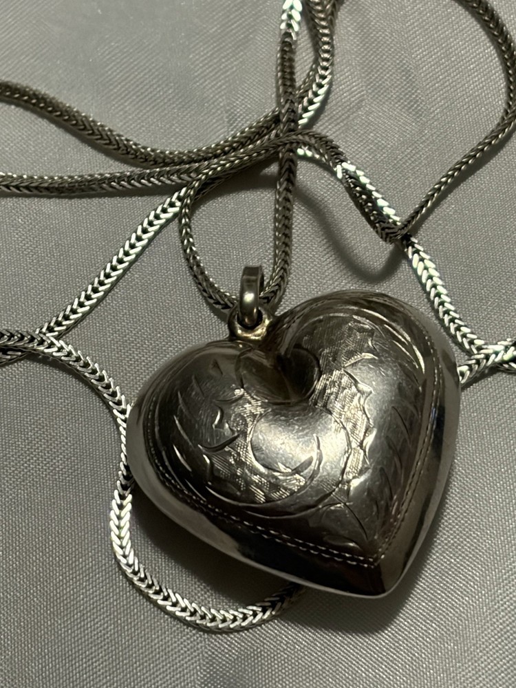 Vintage 925 Sterling Silver Engraved Puffy Heart Necklace 20” Woman’s Jewelry