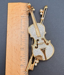 Vintage Swarovski Violin Crystal Faux Pearls Brooch Large Swan Signed Retired 4″
