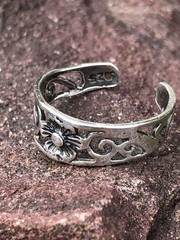 .925 Sterling Silver Stamped Flower Pinky/Toe Ring – Vintage Estate 6.9 Ct