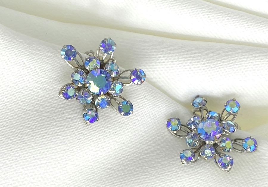 Vtg. Blue Aurora Borealis AB Rhinestone Clip-On Earrings Starburst / Snowflake