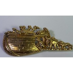 Brooch Gold Tone Noahs Ark Animals Heavy Vintage Piece Intricate Detail