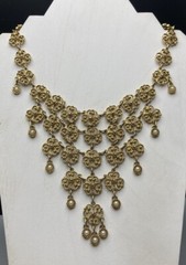 GOLDETTE Fancy VTG Gold Tone Faux Pearl Waterfall Bib Necklace Stunning 16-18in