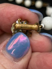 VINTAGE MIRIAM HASKELL MILK GLASS CHOKER WITH FLOWERS WIRED GOLD TONE – SIGNED