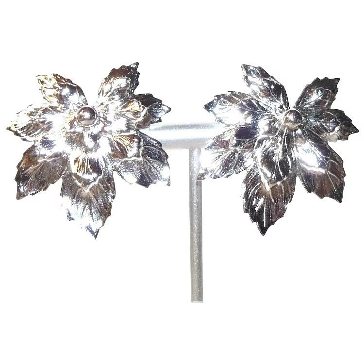 SILVERY MAPLE Leaf Vintage 1958 Clip On Earrings