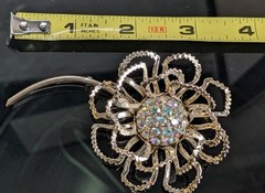 Vtg 1968 SARAH COVENTRY Allusion Brooch Pin AB Rhinestones Floral Brooch Jewelry
