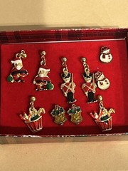 Vintage Gold Tone & Enamel Christmas Holiday Earrings 5 Pair Original Box Retro