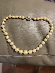 Vintage Carol Lee Carolee Faux Pearl Necklace Box Clasp Round Metal Rhinestones