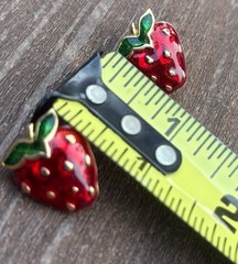 Vintage Avon Strawberry Enamel Stud Earrings Red Gold Tone Cute