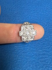 Beautiful vintage Art Deco diamond ring, platinum band with 11 stones, 1.57 ct