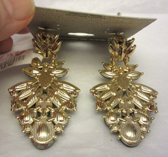 VTG NATASHA Gold Tone & Green Rhinestone Large Unused Earrings on Tag