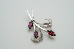 Vintage Sorrento Sterling Silver Red-ish Purple Stone Flower Brooch 4.5cm JB26