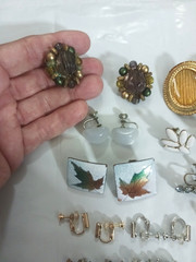 Vintage Clip On earrings and screw on ear rings for non-pierced ears 17 pair lot