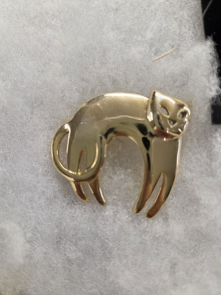 Vtg SFJ signed gold tone arched back Cat Pin