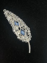 Verified Juliana D&E Blue Diamond Shape Striped Art Glass Brooch / Earrings Set