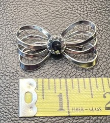 Vintage Silver tone Ribbon triple Bow brooch pin with Onyx stone