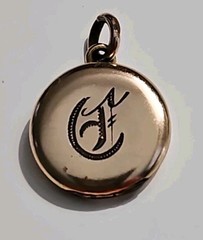 Victorian Petite Rose Gold Fill Round Photo Locket Charm “C” Monogram Antique