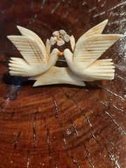 Antique Victorian Love Token Pin Brooch Carved Bovine Bone Pair Doves & Flower