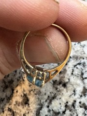 Vintage 10k Yellow Gold Ring Size 6.5 Blue Topaz?