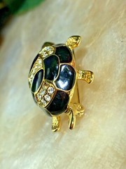 4.5”CM GOLD TONE BLACK ENAMEL & CRYSTALS TURTLE BROOCH