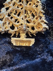 Vintage ART Christmas Tree Brooch Holiday pin Gold Tone Red Blue Crystal