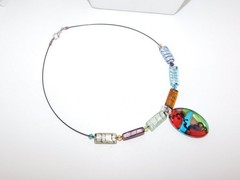 B575-LOVELY ART GLASS NECKLACE~COLORFUL!~19″ LONG~VERY UNIQUE!