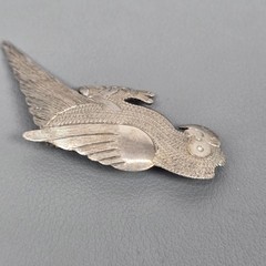 Vintage Hecno En Mexico Alpaca Silver Parrot Animal Bird Textured Pin Brooch