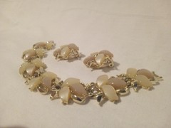 Vintage Beige Stone Thermoset Bracelet & Clip Earrings Beautiful!