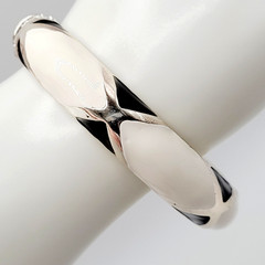 Black White Geometric Abstract Enamel Print Silver Tone Hinged Bangle Bracelet