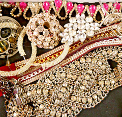 Vintage To MOD ALL RHINESTONE BLING Craft/Junk Jewelry 2.2 lbs Arts Crafts DIY