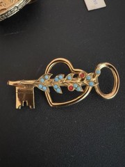 VTG NWT CORO BOOKCHAIN LOCK & KEY BELT + 2 KEY BROOCHES, 1 STERLING BOOK PIECE!