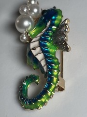 Blue Green Enamel Seahorse Brooch Pin Faux Pearl Rhinestone Gold Tone Ocean