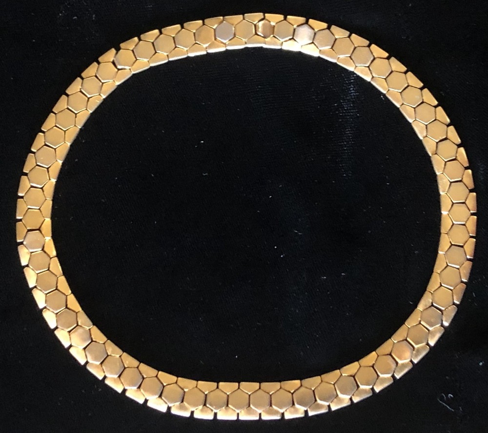 Vintage 1940s Crown Trifari Alfred Philippe Honeycomb Hex 14.5″ Choker Necklace