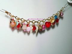 Sweet Vintage Love Hearts Bracelet Glass Metal Plastic SWEET HEART BRACELET