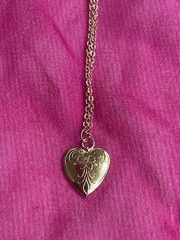 Estate Find All Wearable Pendant Necklaces Jewelry Lot Of 7 Gold /Silver Tone
