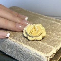 Vtg Carved Celluloid Rose Brooch Pin – Gold Tone – c1950s Japan – 1.25” -Classic