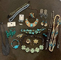Vintage Estate Costume Jewelry Lot! NICE+