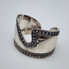 DELL Bead Modernist Abstract – Sterling Silver 925 Wide Cuff Bangle – 6.8″